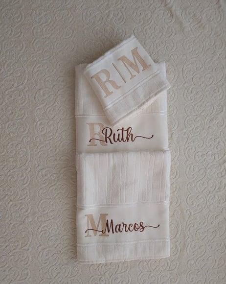 Kit Toalhas de Banho 03 Peças Cor Creme- Presente Casamento