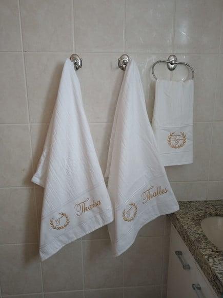Kit Toalhas de Banho e Rosto 03 Peças -presente de Casamento