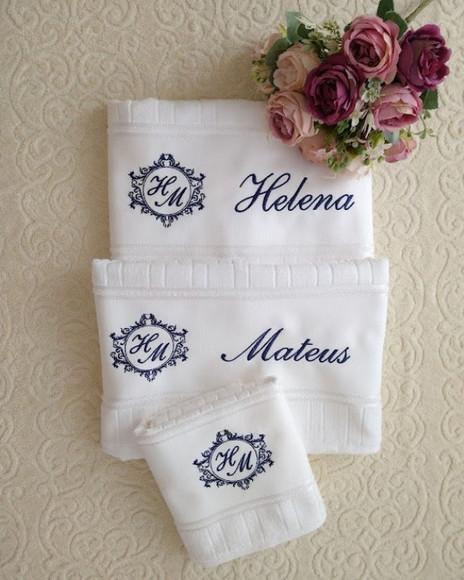 Presente Especial de Casamento-kit Toalhas Bordadas 03 Peças