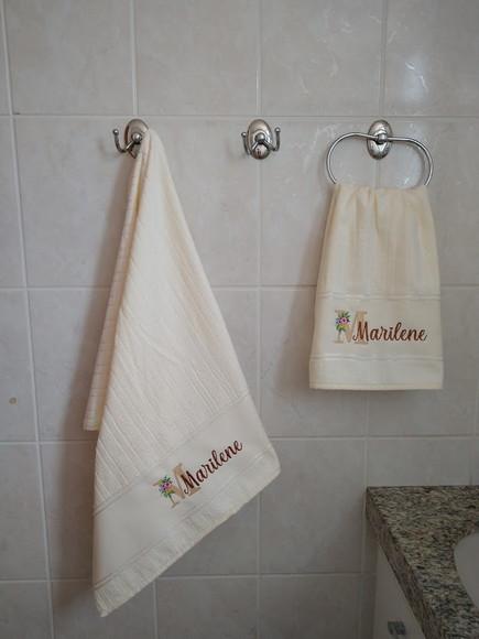 Presente Especial para o Dia das Mães - Toalhas Bordadas
