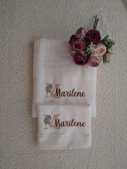 Presente Especial para o Dia das Mães - Toalhas Bordadas
