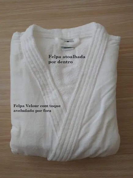 05 Roupões Bordados com Brasão e Inicial Tam M