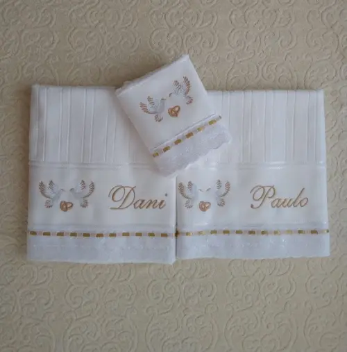 Bodas -presente Personalizado -acabamento c/ Bordado Inglês