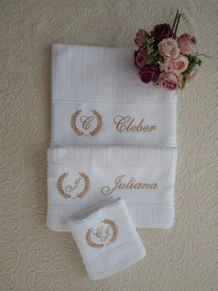 Jogo de Toalhas Dohler Bordadas para Presente de Casamento