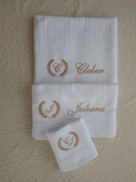 Jogo de Toalhas Dohler Bordadas para Presente de Casamento