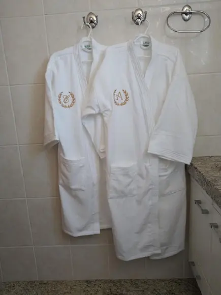 Kit com 02 roupões Presente De casamento Tam P, M ou G