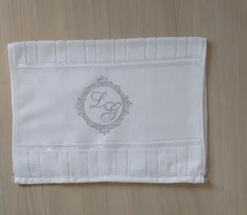 Kit com 06 Toalhinhas para Lembrança Madrinhas e Padrinhos