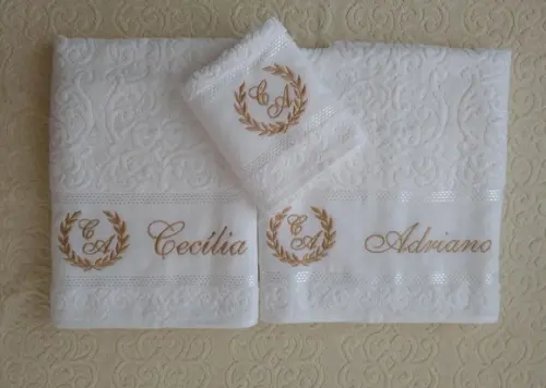Kit de Toalhas Banhão Bordados - Presente de Casamento