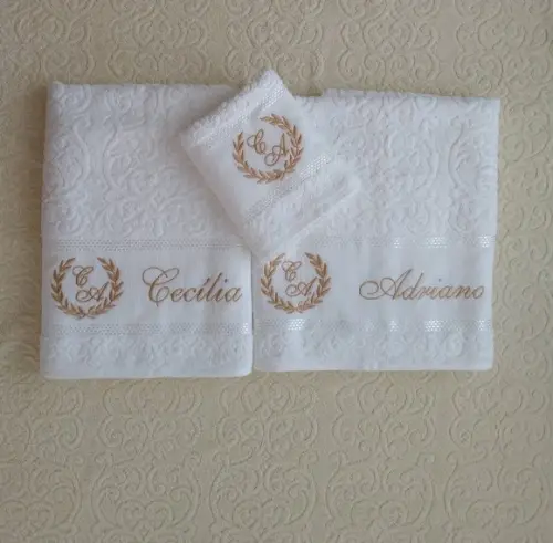 Kit de Toalhas Banhão Bordados - Presente de Casamento
