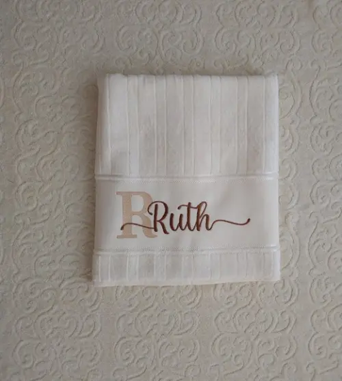 Kit Toalhas de Banho 03 Peças Cor Creme- Presente Casamento