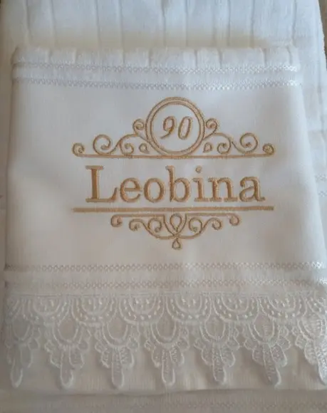 Presente de Aniversário 90 Anos- Acabamento com Renda Guipir