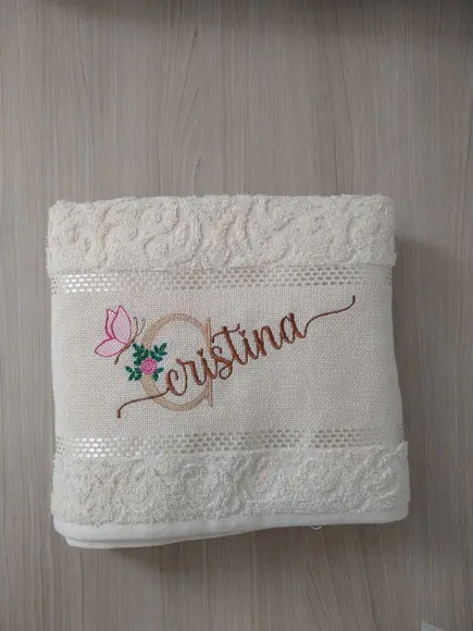 Presente de Natal - Toalha Banhão Karsten Bordada