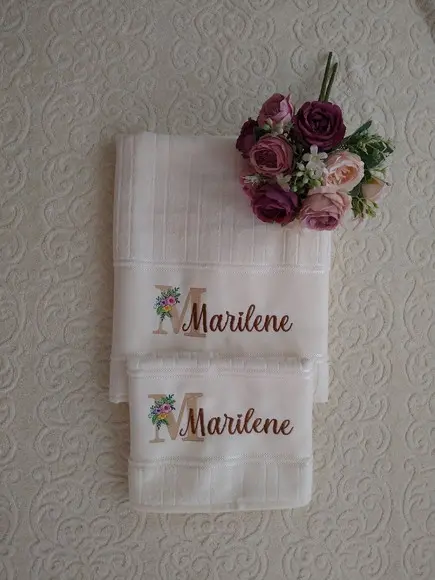 Presente Especial para o Dia das Mães - Toalhas Bordadas