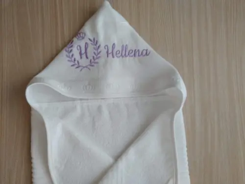Presente para Bebê - Toalha de Banho com Capuz Personalizada