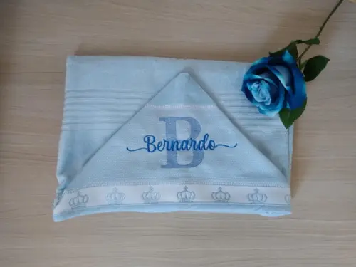 Presente para Recém Nascido - Toalha de Banho com Capuz