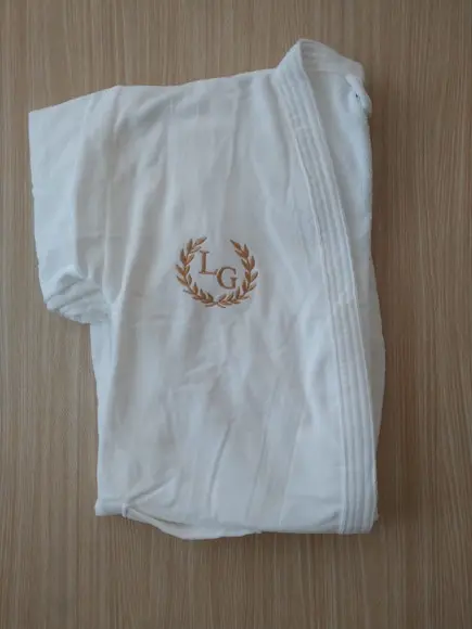 Pronta entrega de Roupão Tamanho G com inicial LG bordada