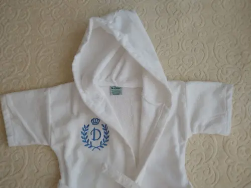 Roupão Bata com Capuz para Bebês(veste de 01 a 03 Anos)