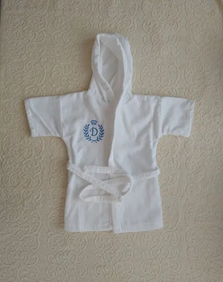 Roupão Bata com Capuz para Bebês(veste de 01 a 03 Anos)