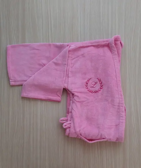 Roupão Infantil na Cor Rosa Personalizado - Tamanho Gg