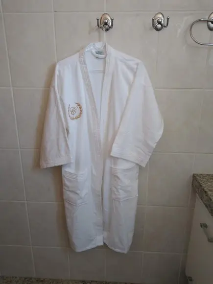 Roupão Tam G bordado para presentear no dia das Mães