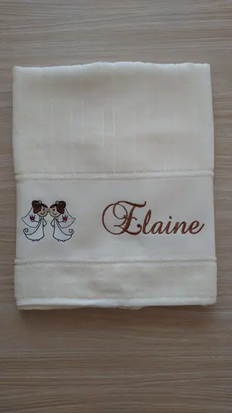 Toalhas de banho bordadas com 03 peças  - Presente de Casamento