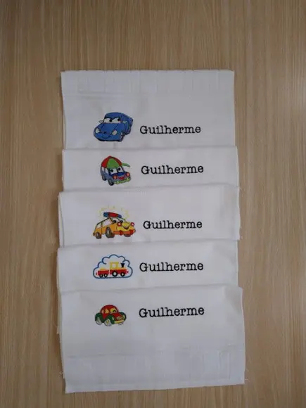 Volta as Aulas -kit com 05 Toalhinhas Bordadas - Lancheiras