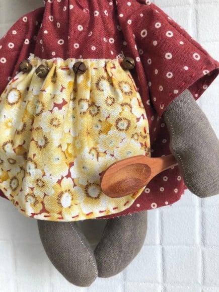 Boneca de Pano Cozinheira Primitiva