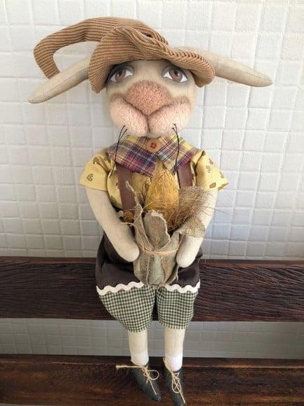 Boneco de Pano Coelho Harvey