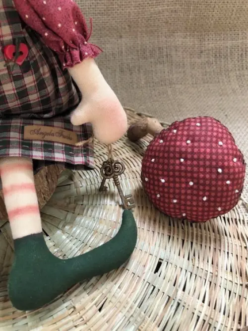 Boneco de Pano Elfo e Seu Cogumelo
