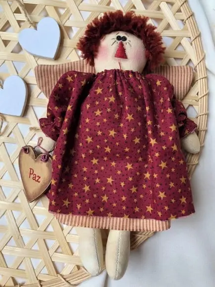 Boneca de Pano Anjinho Annie da Paz