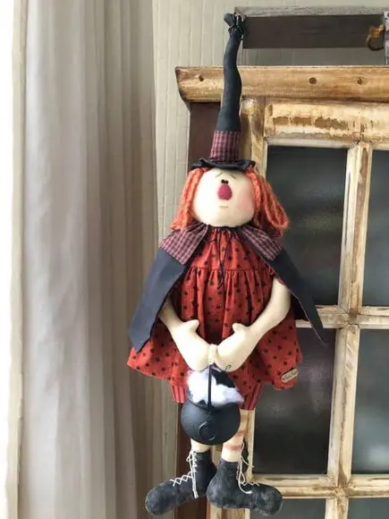 Boneca de Pano Bruxinha Amiga