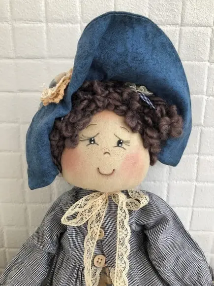 Boneca de Pano Maria Flor