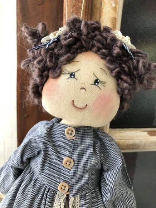 Boneca de Pano Maria Flor Artesanal Feito a Mão