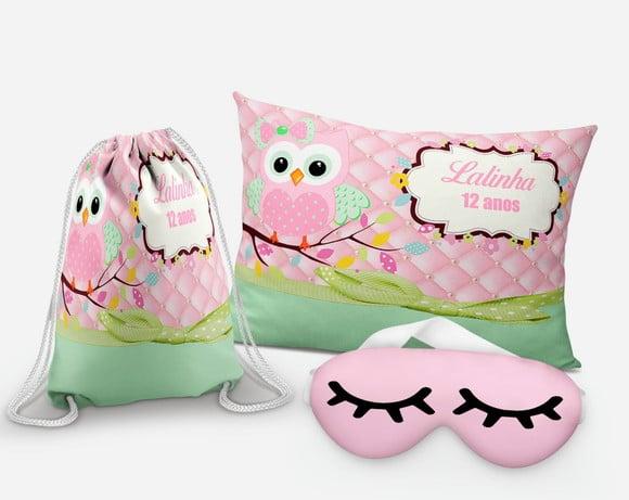 Kit Almofada + Mascara + Mochilinha Corujinha rosa/verde
