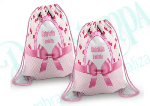 Mochilinha esportiva Cerejinha