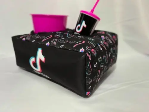 Almofada Cinema Tiktok ( Grande 30x40cm)