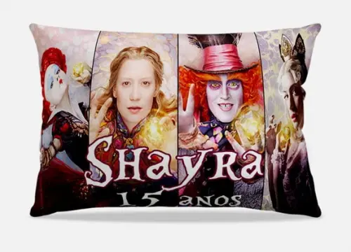 Almofadas Personalizadas Alice Atravéz do Espelho