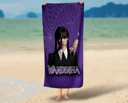 Toalha Personalizada Wandinha Addams