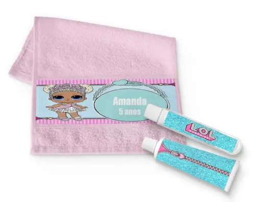 Kit Toalha higienica + Escova e Creme dental LOL Surprise