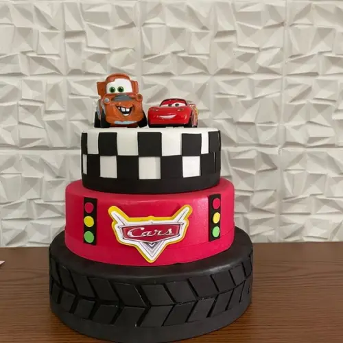 Bolo Fake Carros Locação