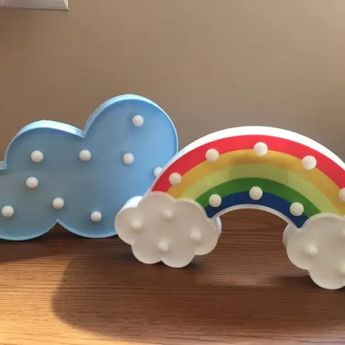 Bolo Fake Chuva de Amor e Luminárias Locação