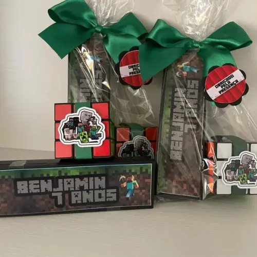 Kit Cubo Mágico e Dominó