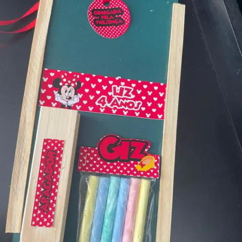 Kit Lousa com Apagador Minnie Vermelha