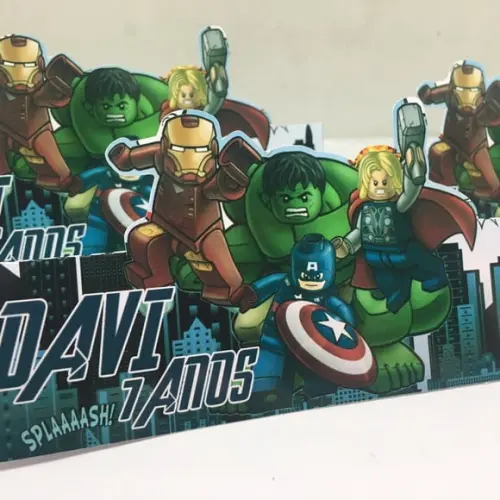 Lapela para lembrancinha Lego Marvel
