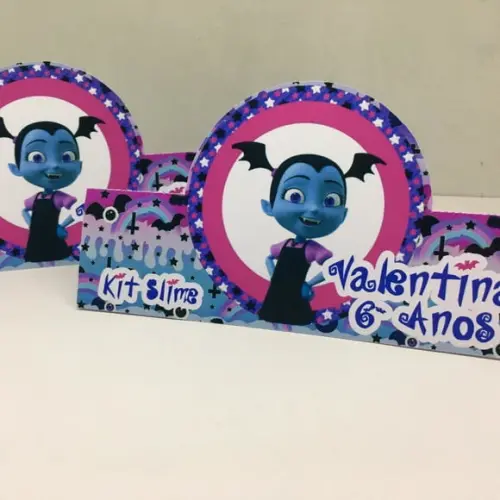 Lapela para lembrancinha Vampirina