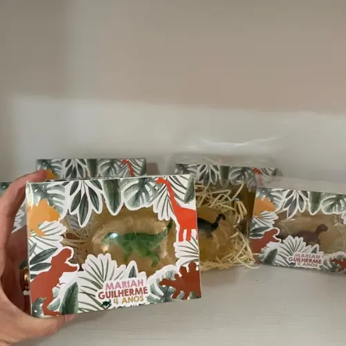 Lembrancinha Dinossauro Aquarelado