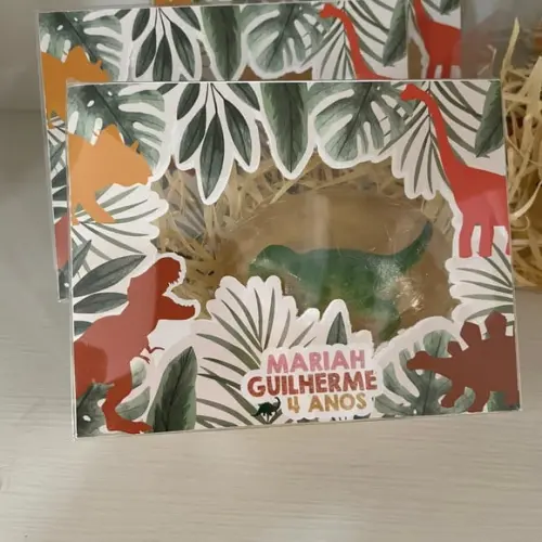 Lembrancinha Dinossauro Aquarelado