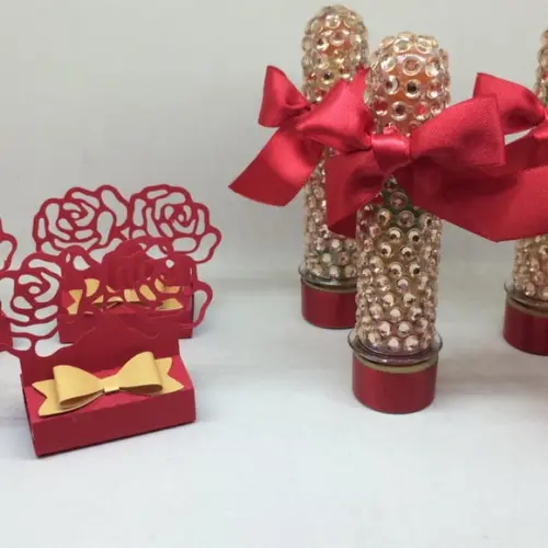 Tubet luxo dourado