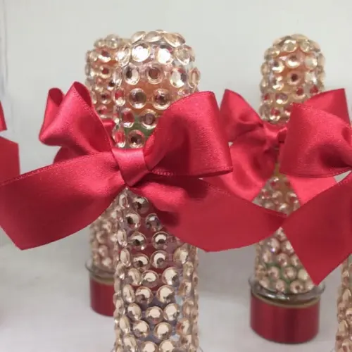 Tubet luxo dourado