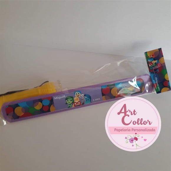 25 Kits Pulseira Bate Enrola + Mini Lanterna Divertidamente